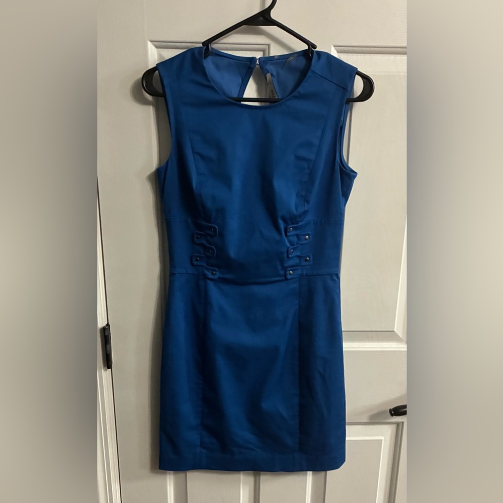 Ports 1961 Sleeveless Sheath Dress in Royal Blue